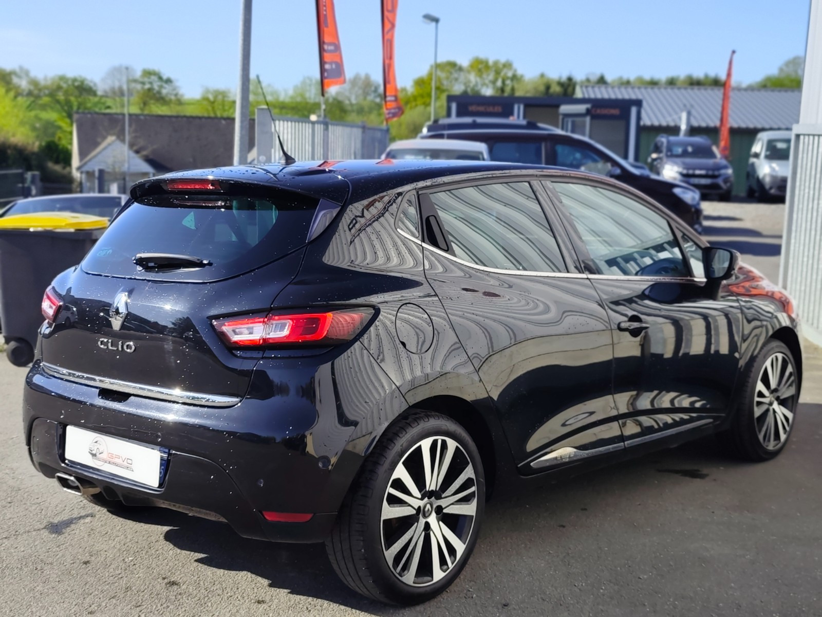 Renault CLIO TCE 120 ENERGY EDC INITIALE PARIS - vue 1