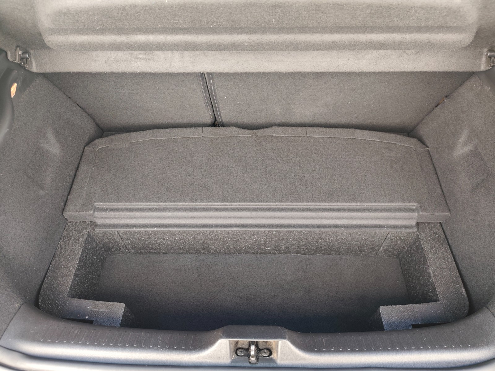 Renault CLIO TCE 120 ENERGY EDC INITIALE PARIS - vue 1