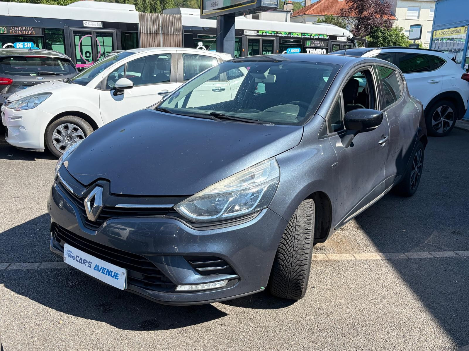 Renault CLIO IV - vue 1