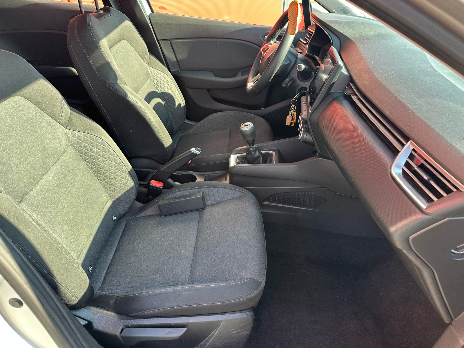 Renault CLIO V 1,5 DCI 75 CH BUSINESS EDITION – GARANTIE 12 MOIS — photo 14