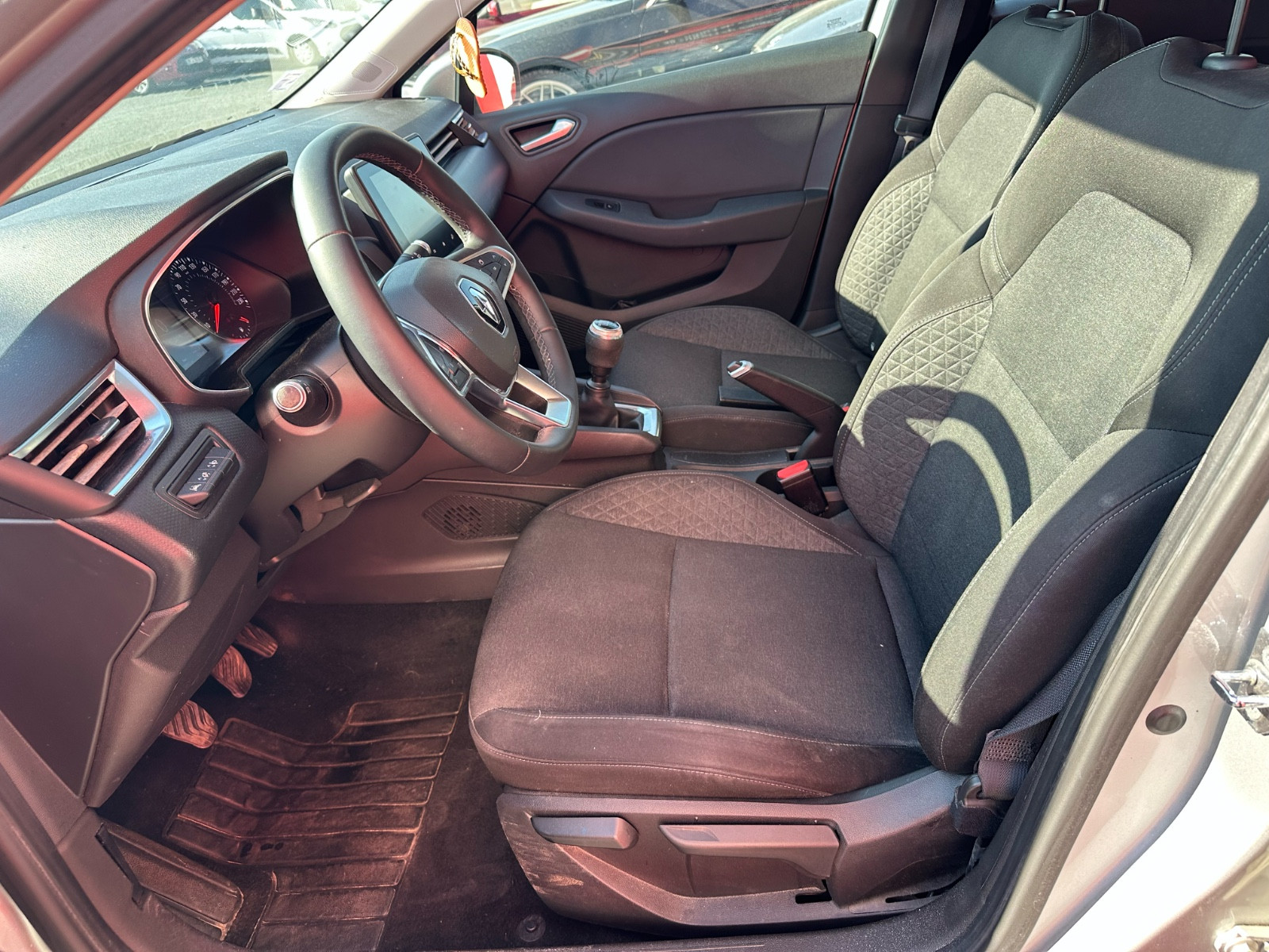 Renault CLIO V 1,5 DCI 75 CH BUSINESS EDITION – GARANTIE 12 MOIS — photo 12