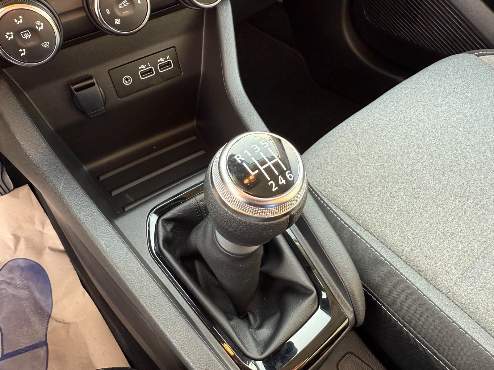 Renault CLIO V - vue 1
