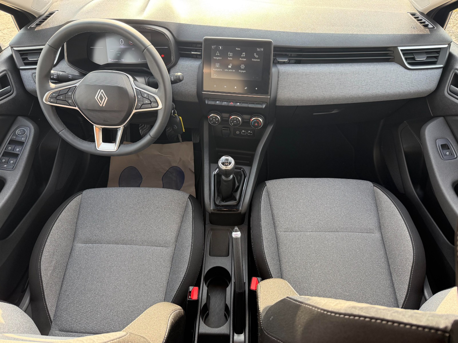 Renault CLIO V - vue 1