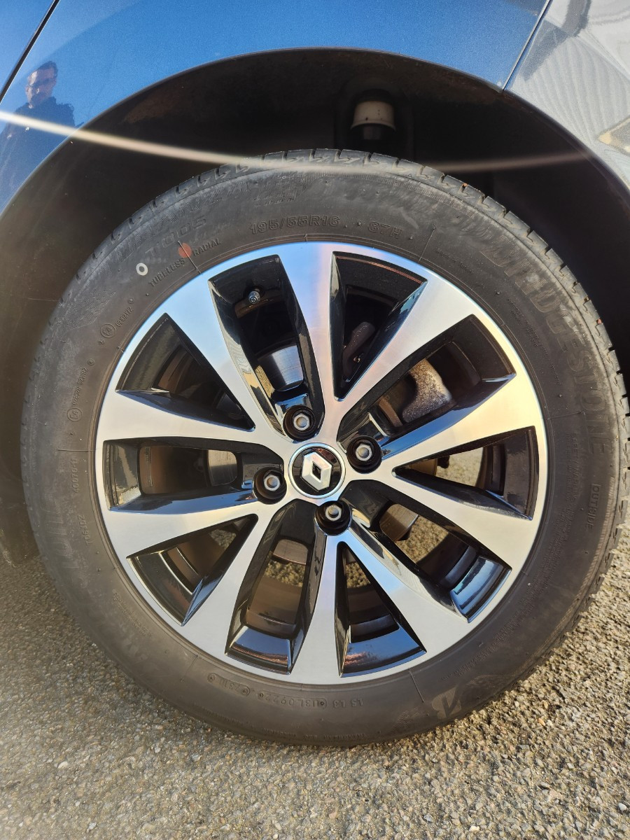 Renault CLIO V - vue 1