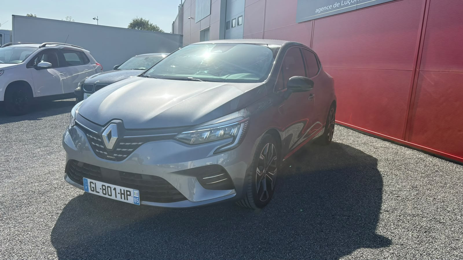 Renault CLIO V TECHNO 1.6 HY 140 CV ENTRETIEN RENAULT – GARANTIE 12 MOIS — photo 3