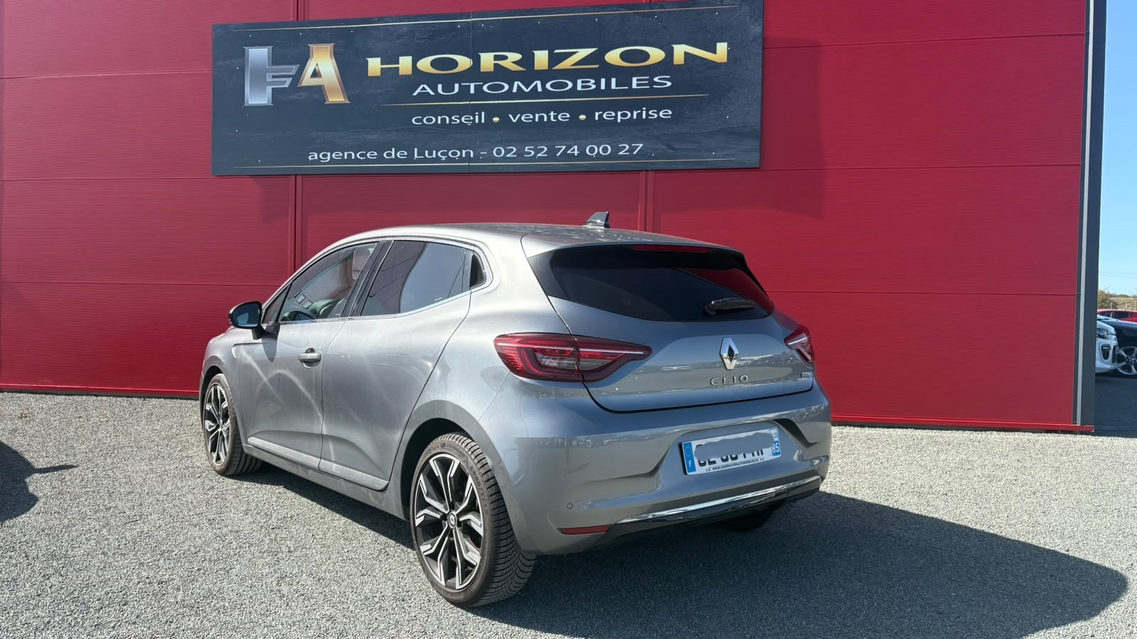 Renault CLIO V TECHNO 1.6 HY 140 CV ENTRETIEN RENAULT – GARANTIE 12 MOIS — photo 5