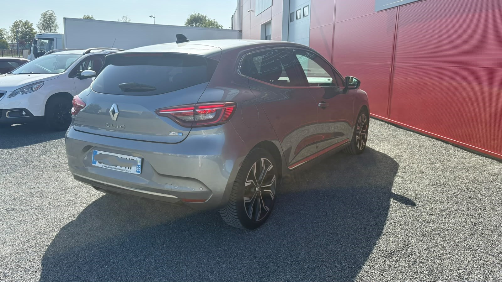 Renault CLIO V TECHNO 1.6 HY 140 CV ENTRETIEN RENAULT – GARANTIE 12 MOIS — photo 7