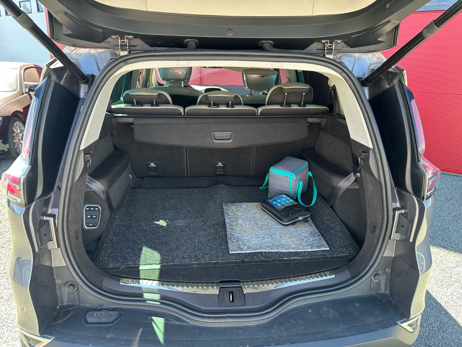 Renault ESPACE V 1.6 BLUE DCI 160 CH INITIALE PARIS – GARANTIE 12 MOIS — photo 12