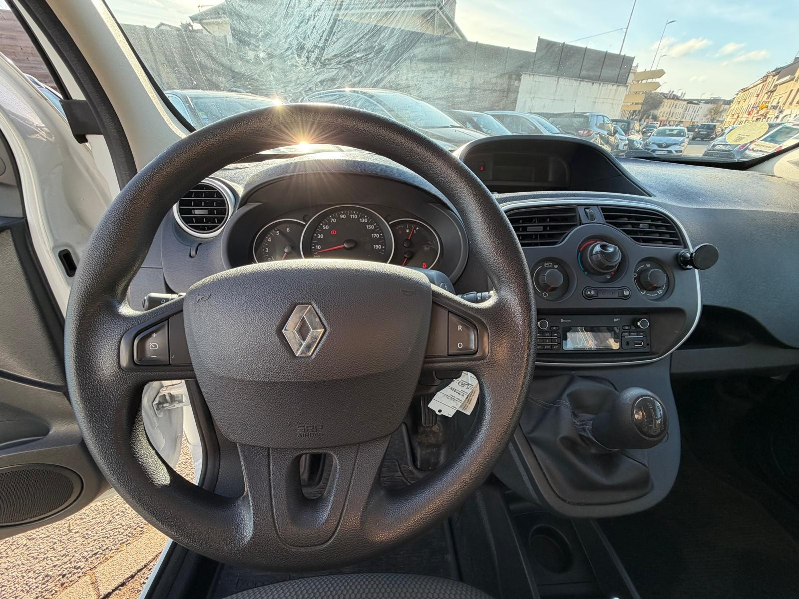 Renault KANGOO II - vue 1