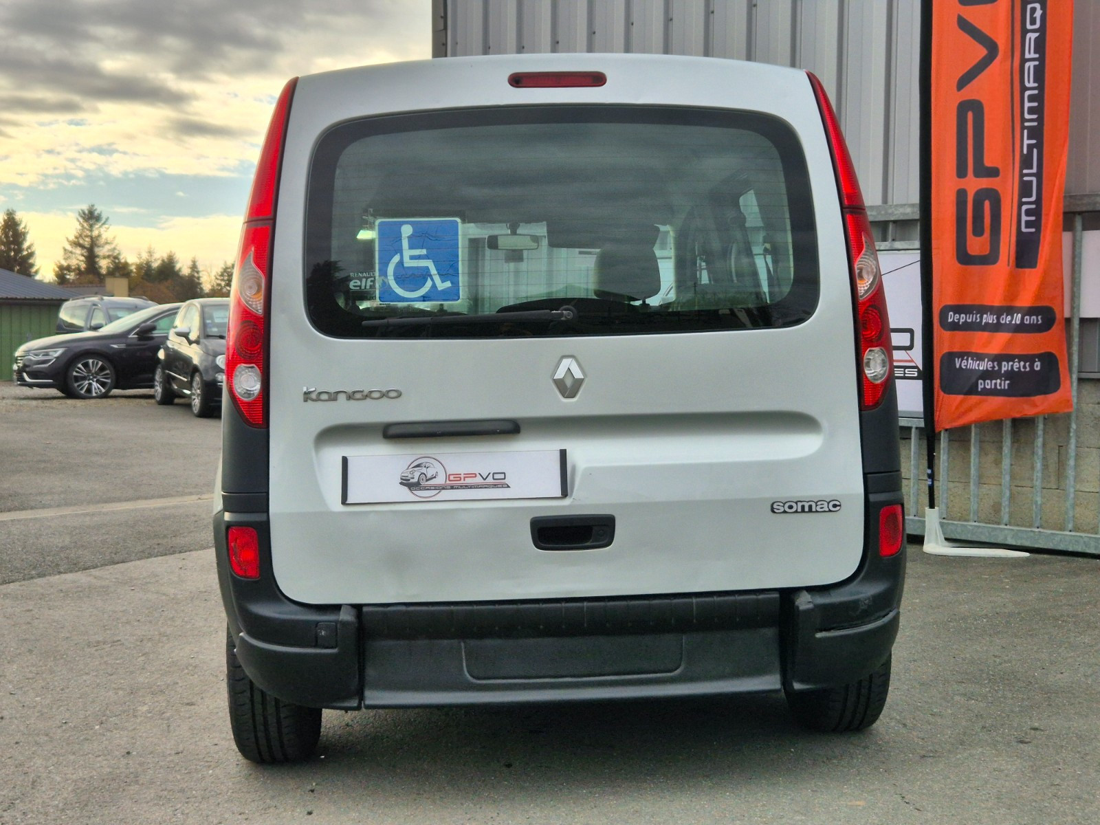 Renault KANGOO II TPMR  - vue 1
