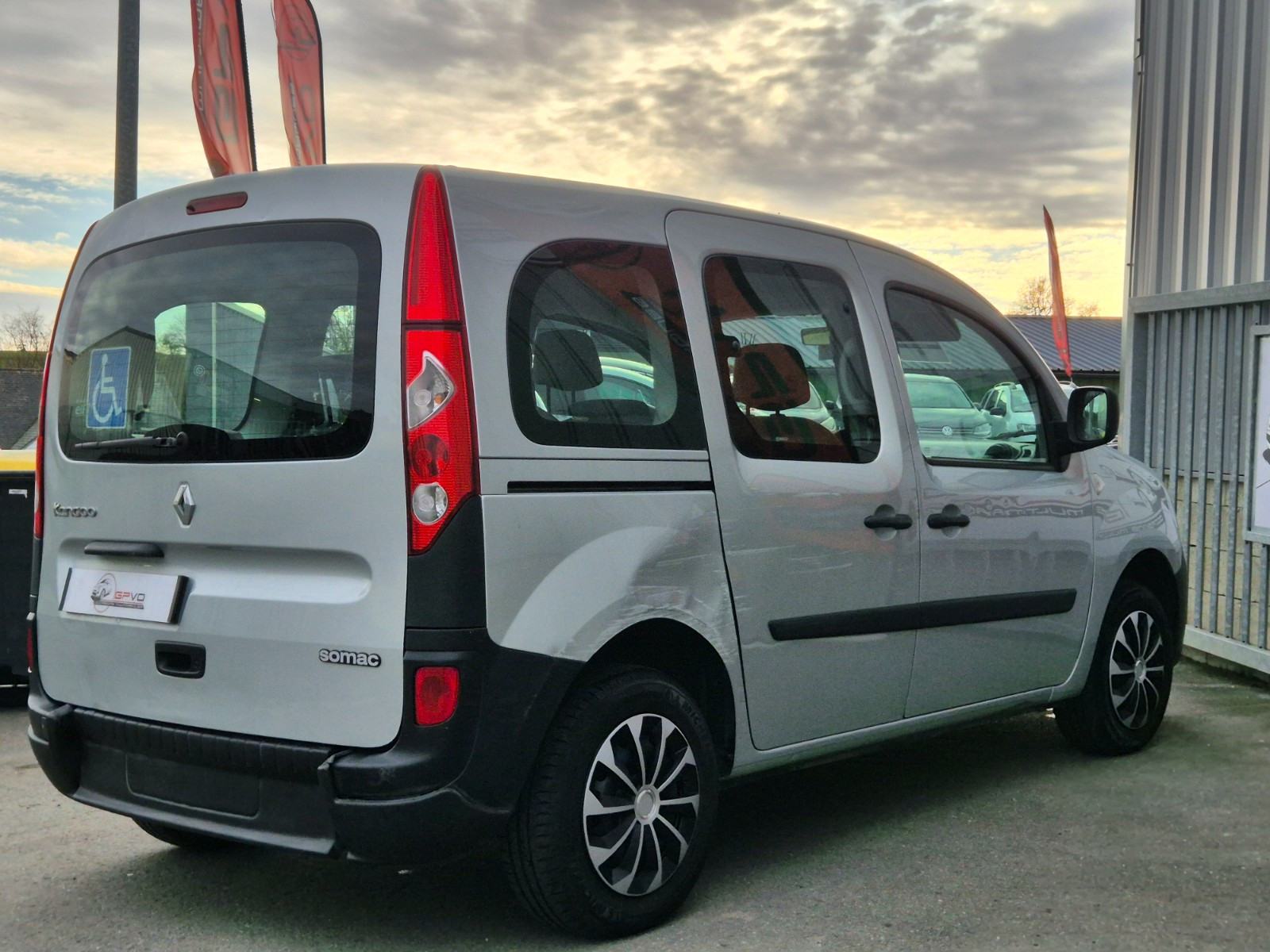 Renault KANGOO II TPMR  - vue 1