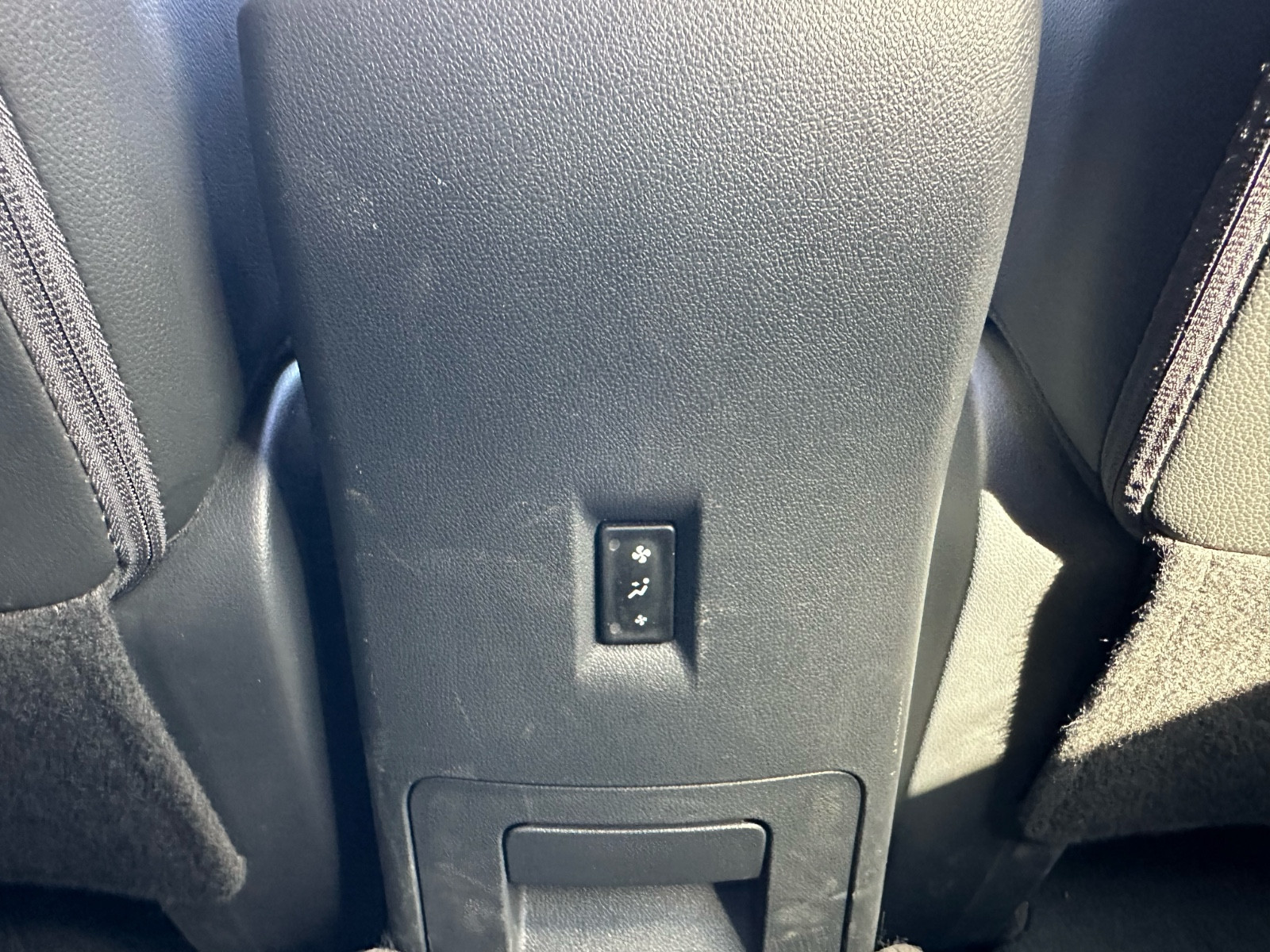 Renault KOLEOS 2.0 DCI 173 CH BOSE EDITION-GARANTIE 12 MOIS — photo 39