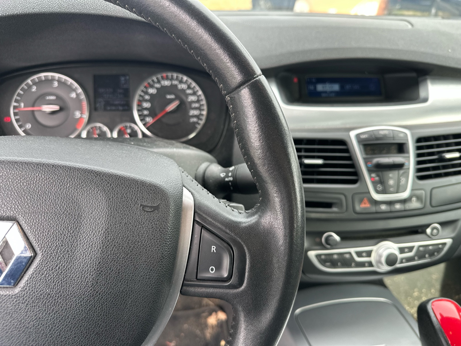 Renault Laguna Coupe 2.0 DCI 150 CH DYNAMIQUE – GARANTIE 12 MOIS — photo 20