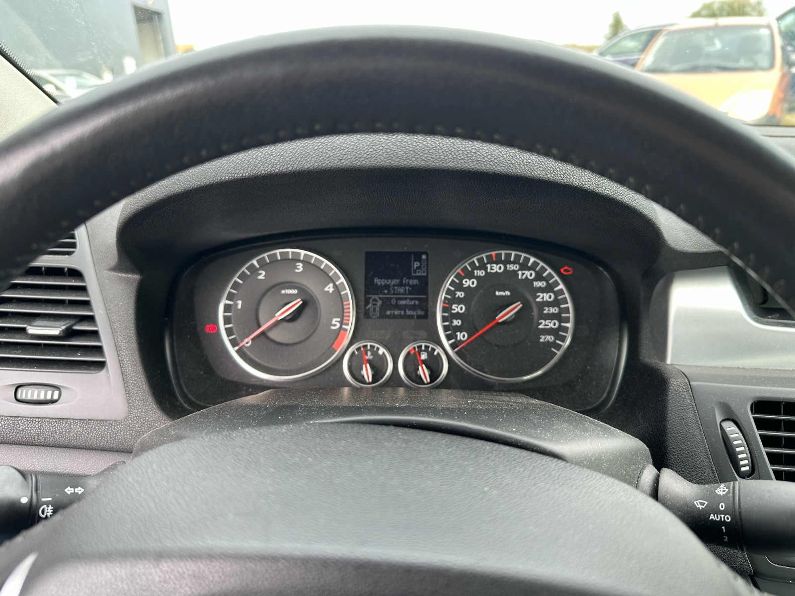 Renault Laguna Coupe 2.0 DCI 150 CH DYNAMIQUE – GARANTIE 12 MOIS — photo 21