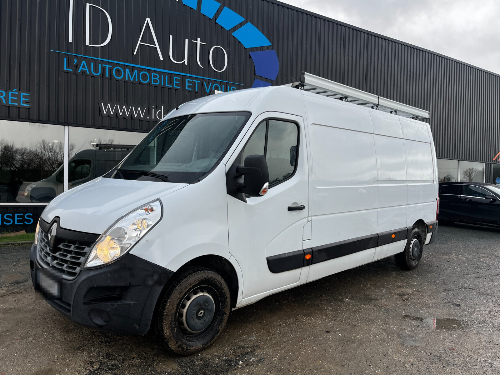 Renault Master 2.3 125 CH Fourgon L3H2 13325 HT HABILLAGE BOIS 