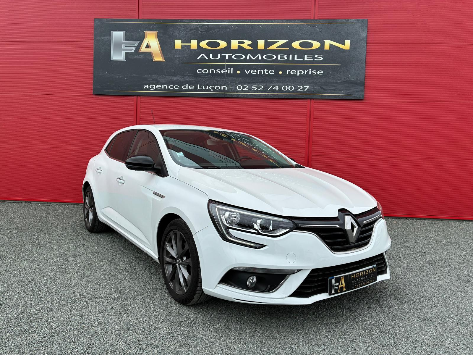 Renault Mégane 1.2 TCe 100ch energy Limited – GARANTIE 12 MOIS