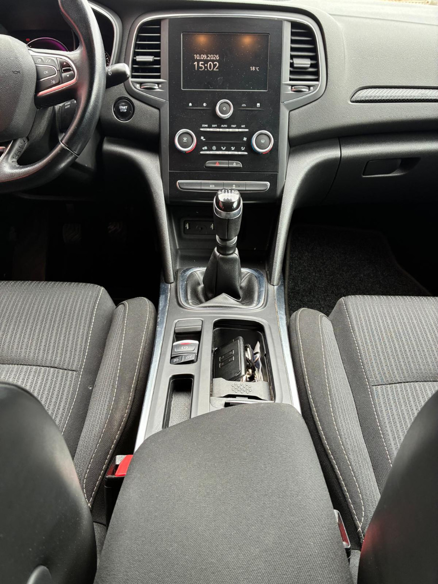 Renault Mégane 1.2 TCe 100ch energy Limited – GARANTIE 12 MOIS — photo 25