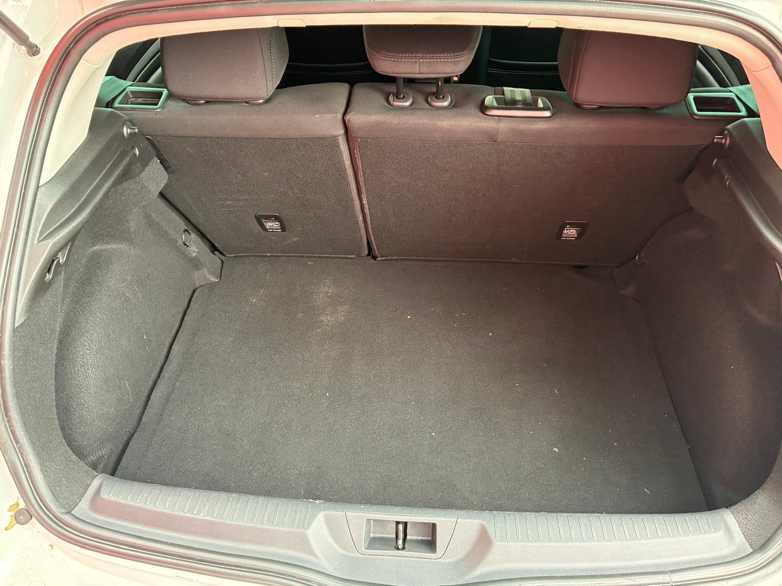 Renault Mégane 1.2 TCe 100ch energy Limited – GARANTIE 12 MOIS — photo 32