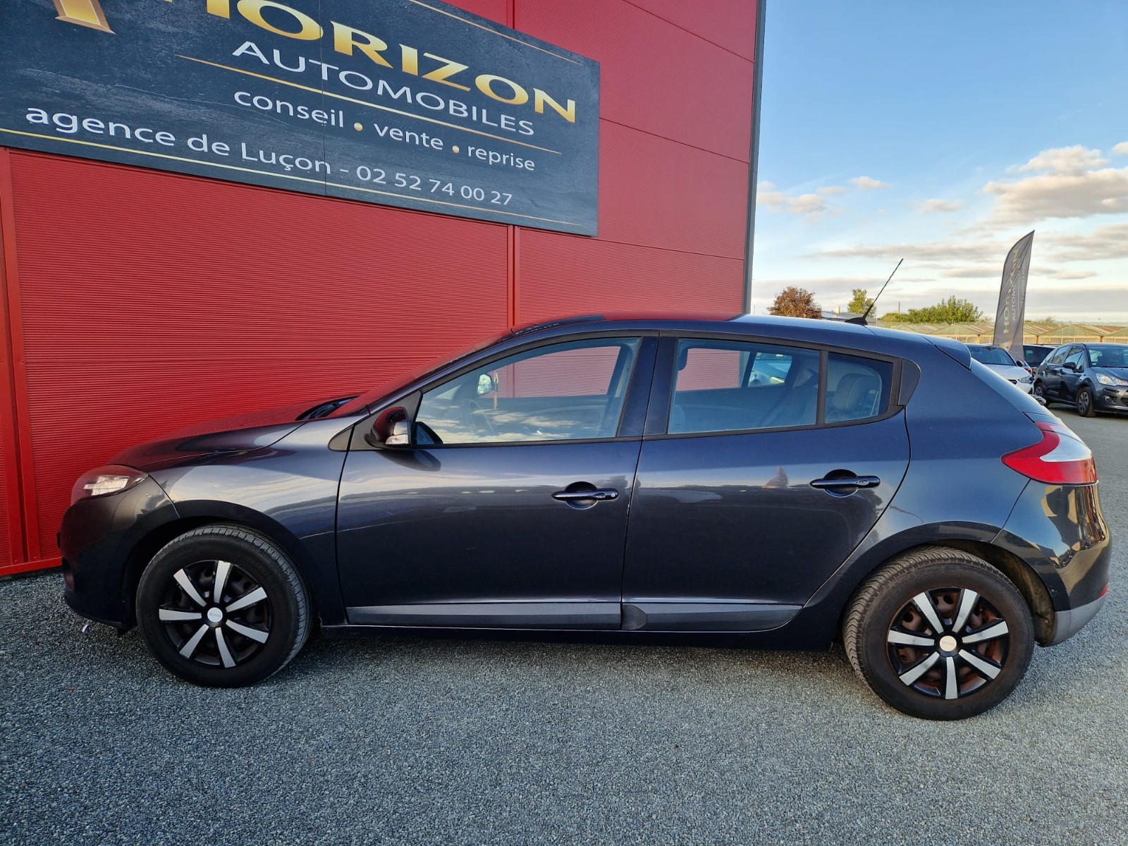 Renault Mégane 1.5 dCi 110ch FAP Authentique eco² — photo 8