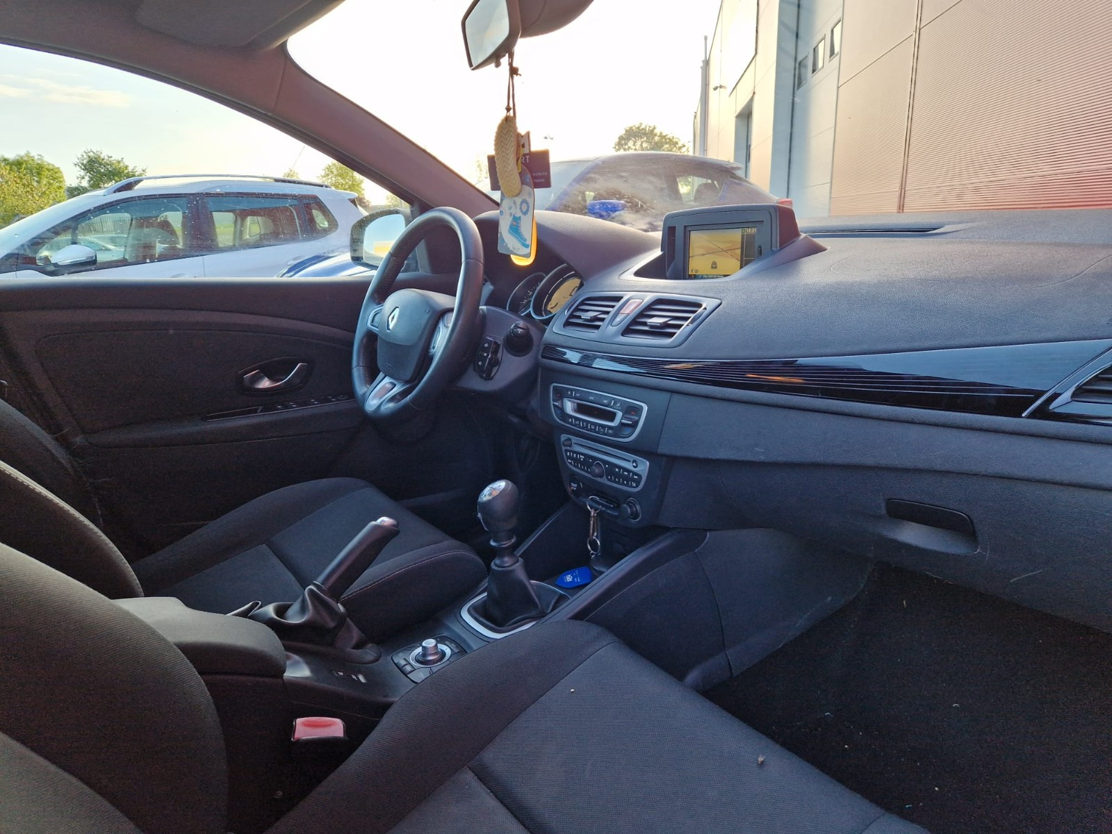 Renault Mégane 1.5 dCi 110ch FAP Authentique eco² — photo 16