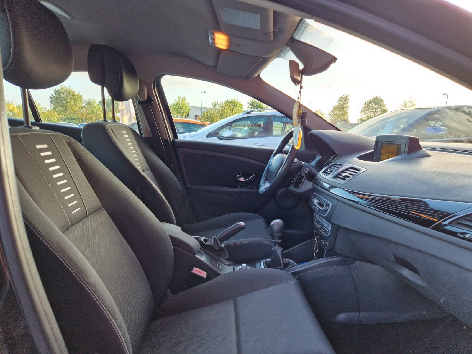 Renault Mégane 1.5 dCi 110ch FAP Authentique eco² — photo 18