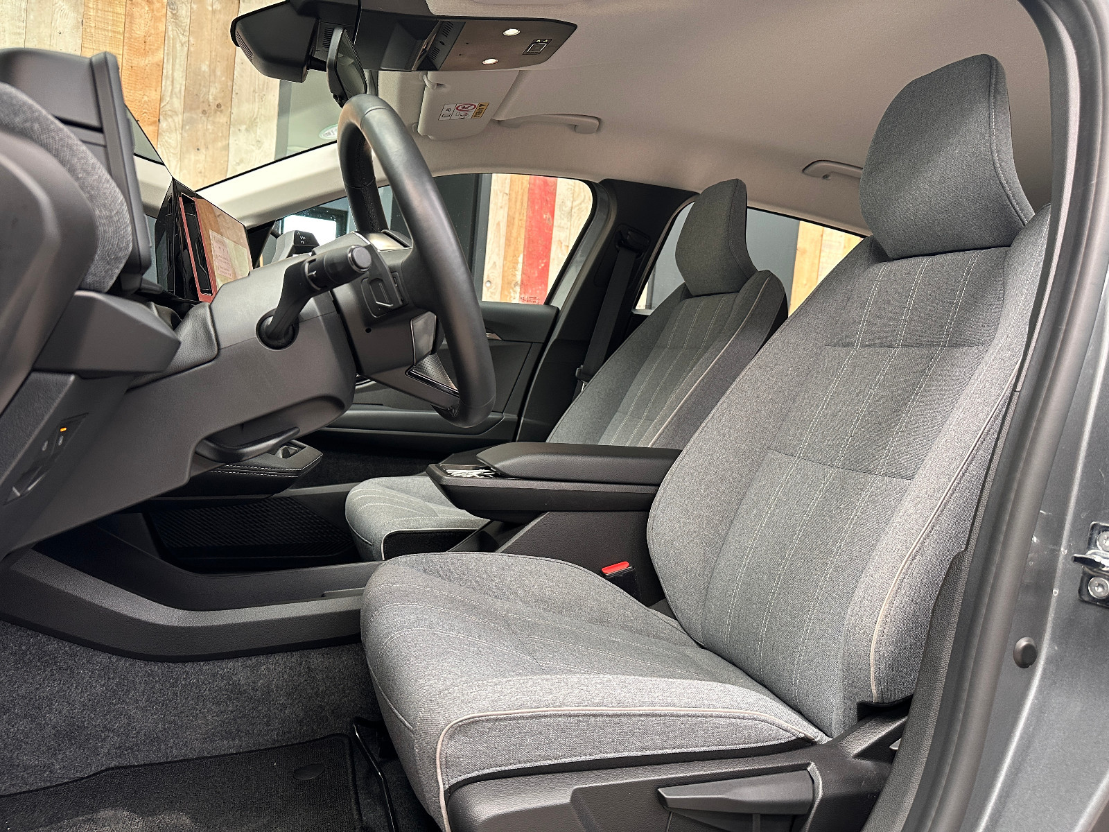 Renault MEGANE E-TECH ELECTRIC - vue 1