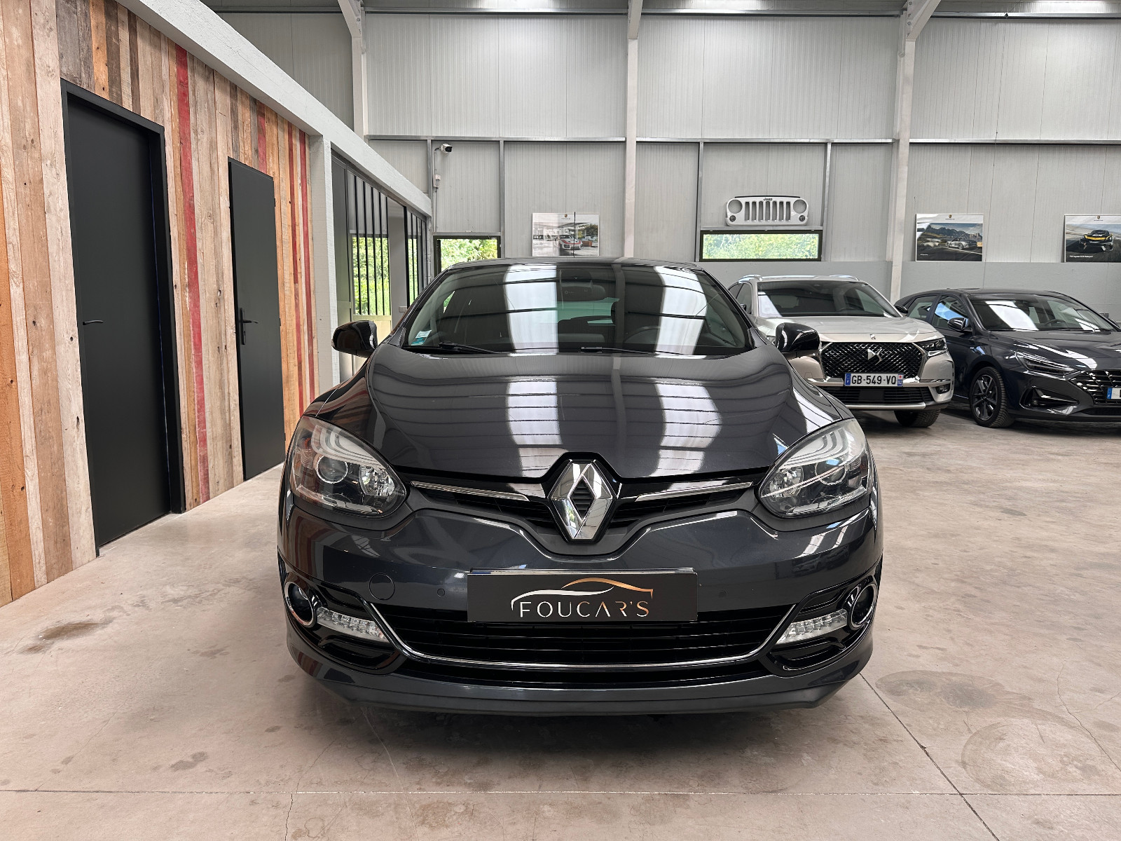 Renault MEGANE III COUPE - vue 1