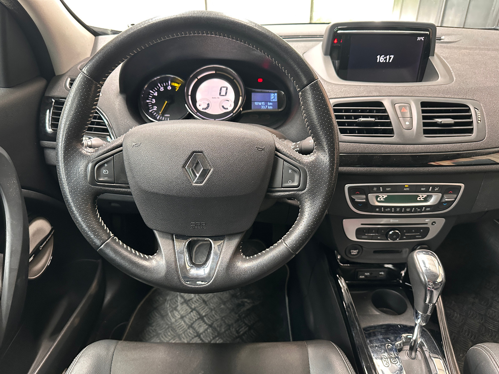 Renault MEGANE III COUPE - vue 1