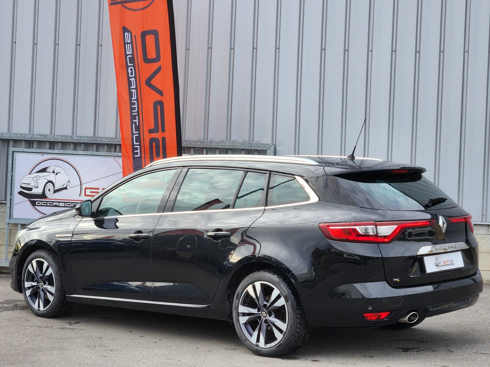 Renault MÉGANE IV - vue 1