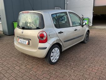 Renault Modus - vue 1