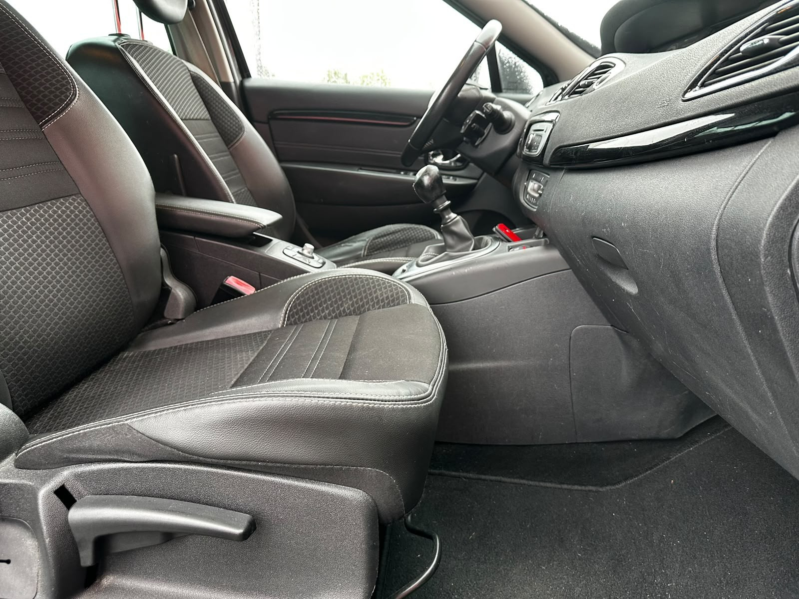 Renault Scénic 1.5 dCi 110CV BOSE – GARANTIE 12 MOIS — photo 18