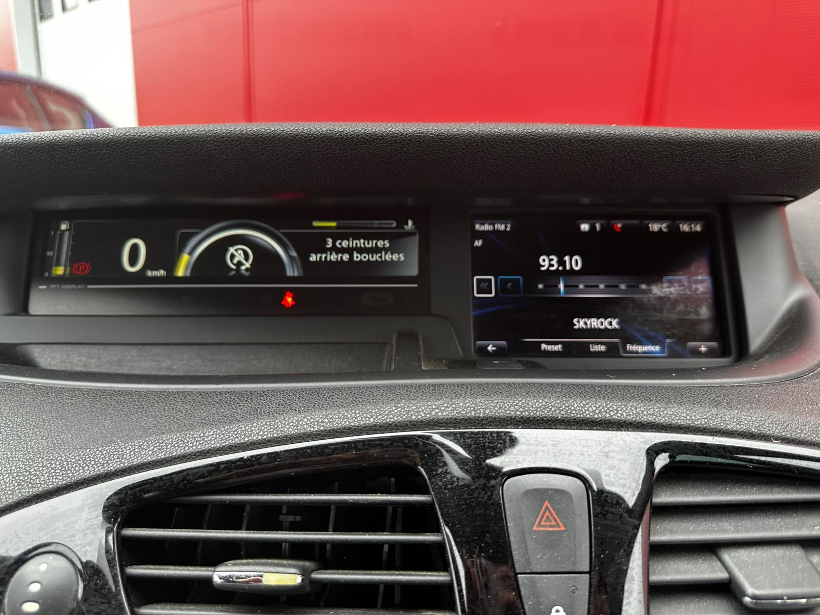 Renault Scénic 1.5 dCi 110CV BOSE – GARANTIE 12 MOIS — photo 23