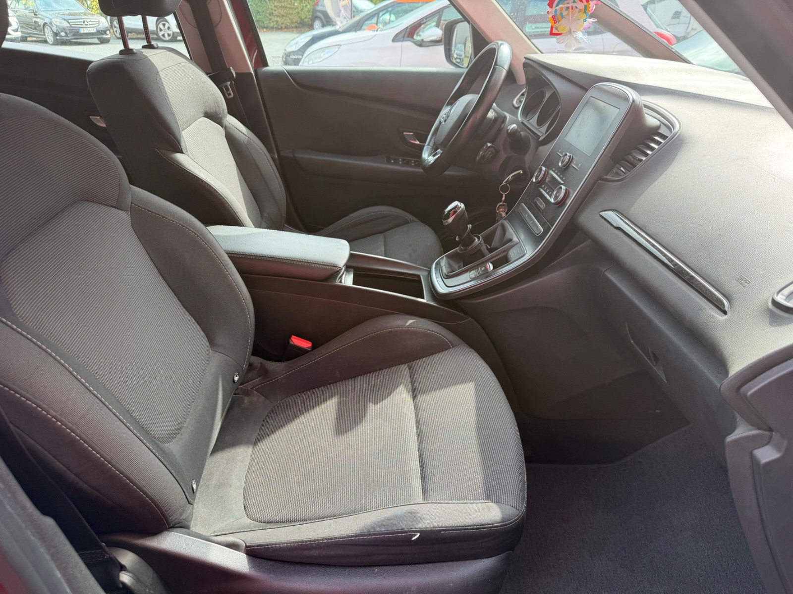 Renault Scénic 1.5 DCI 110CH ENERGY BUSINESS 7 PLACES – GARANTIE 12 MOIS — photo 14