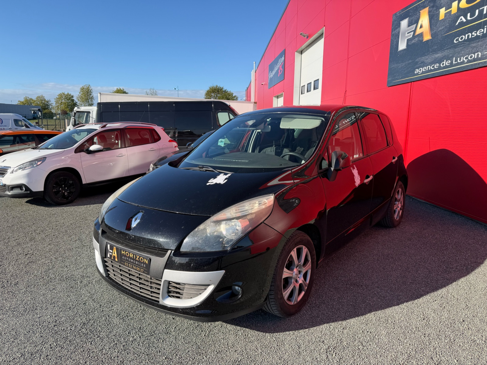 Renault Scénic 1.5 dCi 110ch FAP Privilège EDC Euro5 — photo 3