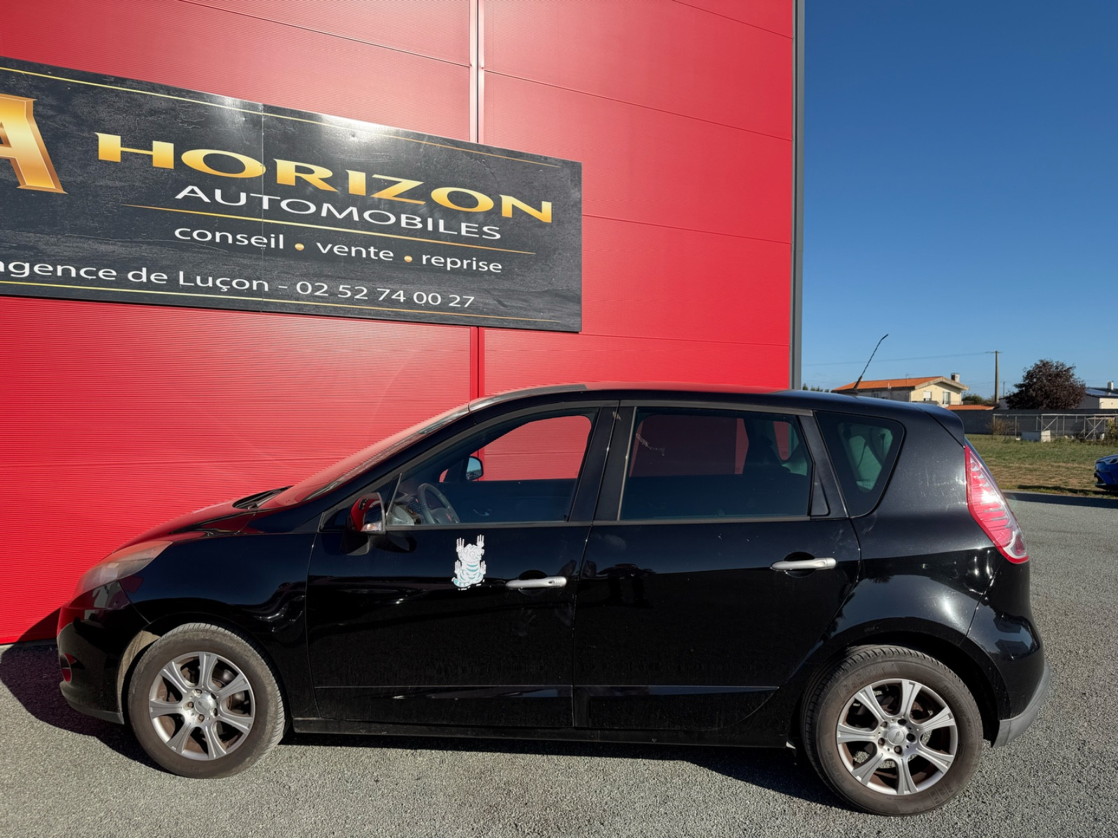 Renault Scénic 1.5 dCi 110ch FAP Privilège EDC Euro5 — photo 8