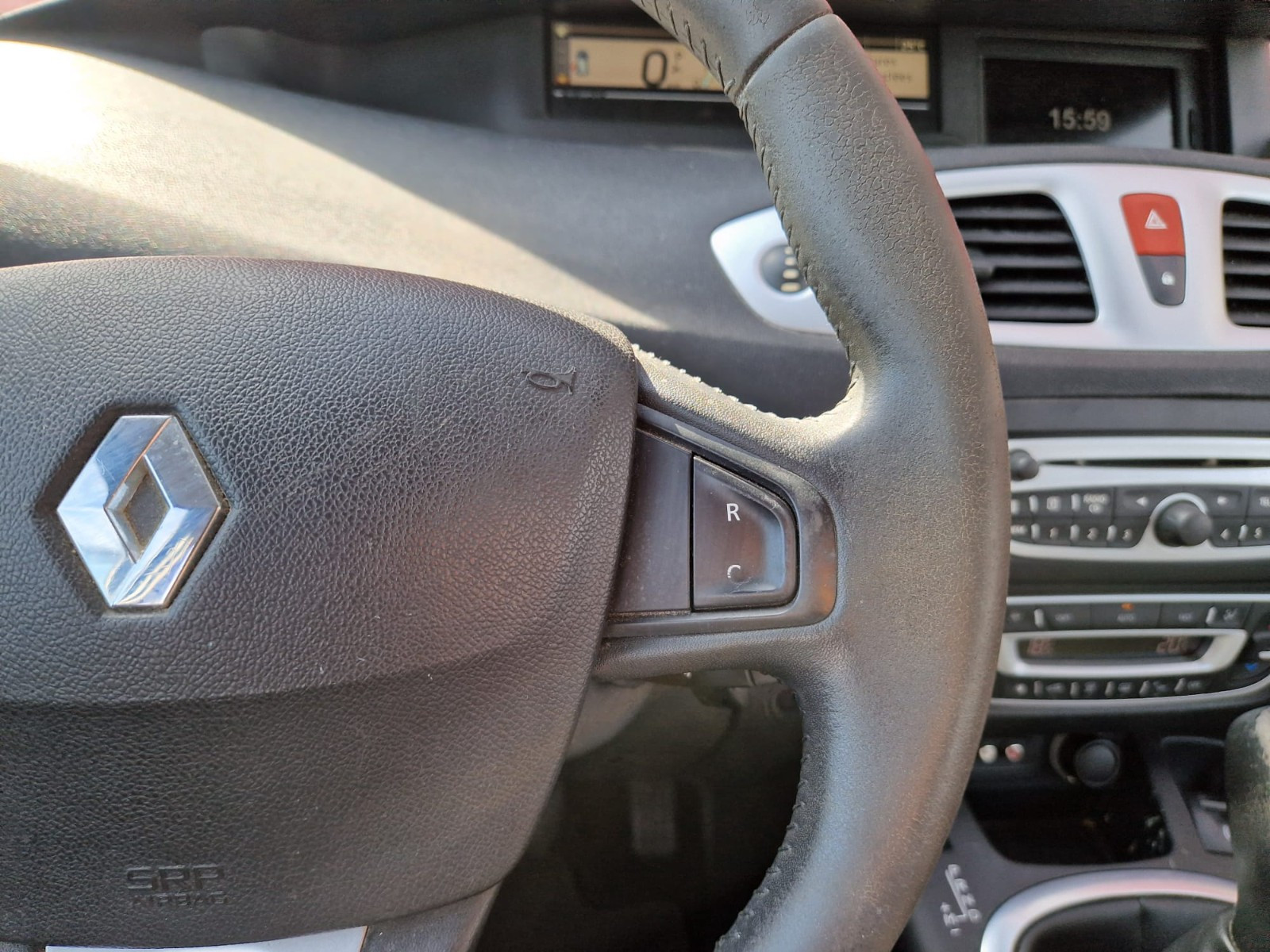 Renault scenic III 5 ptes. Dynamique 1.5 DCI EDC 110CV – GARANTIE 12 MOIS — photo 26