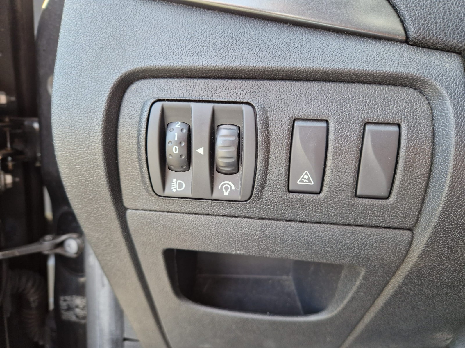Renault scenic III 5 ptes. Dynamique 1.5 DCI EDC 110CV – GARANTIE 12 MOIS — photo 23