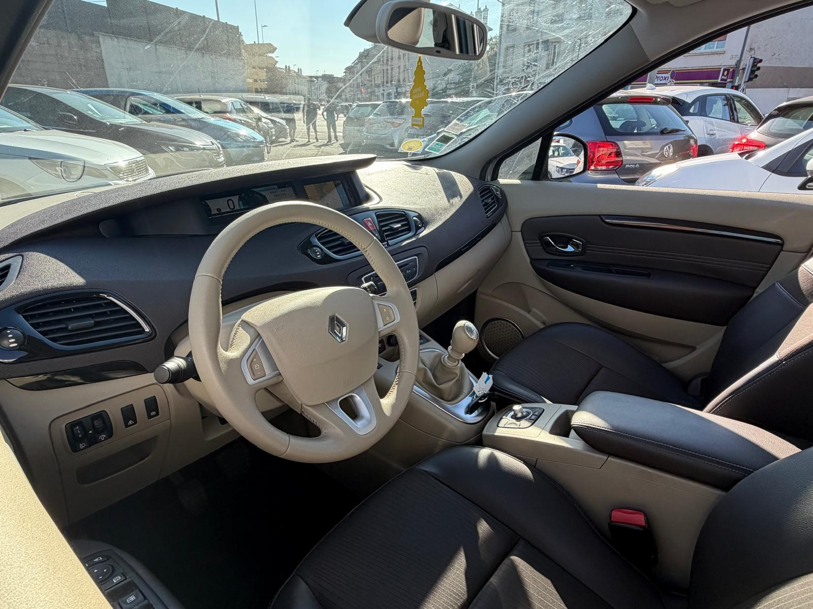 Renault Scénic III Berline 5 ptes - vue 1