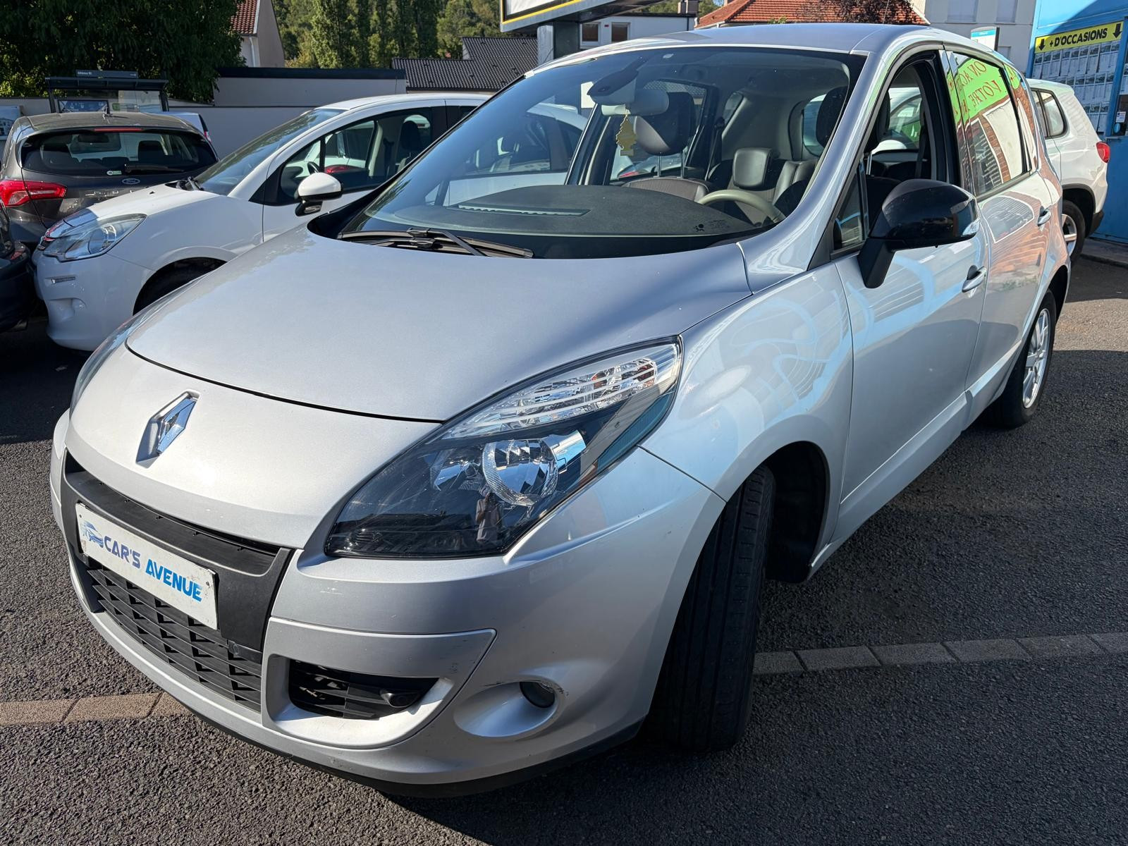 Renault Scénic III Berline 5 ptes - vue 1