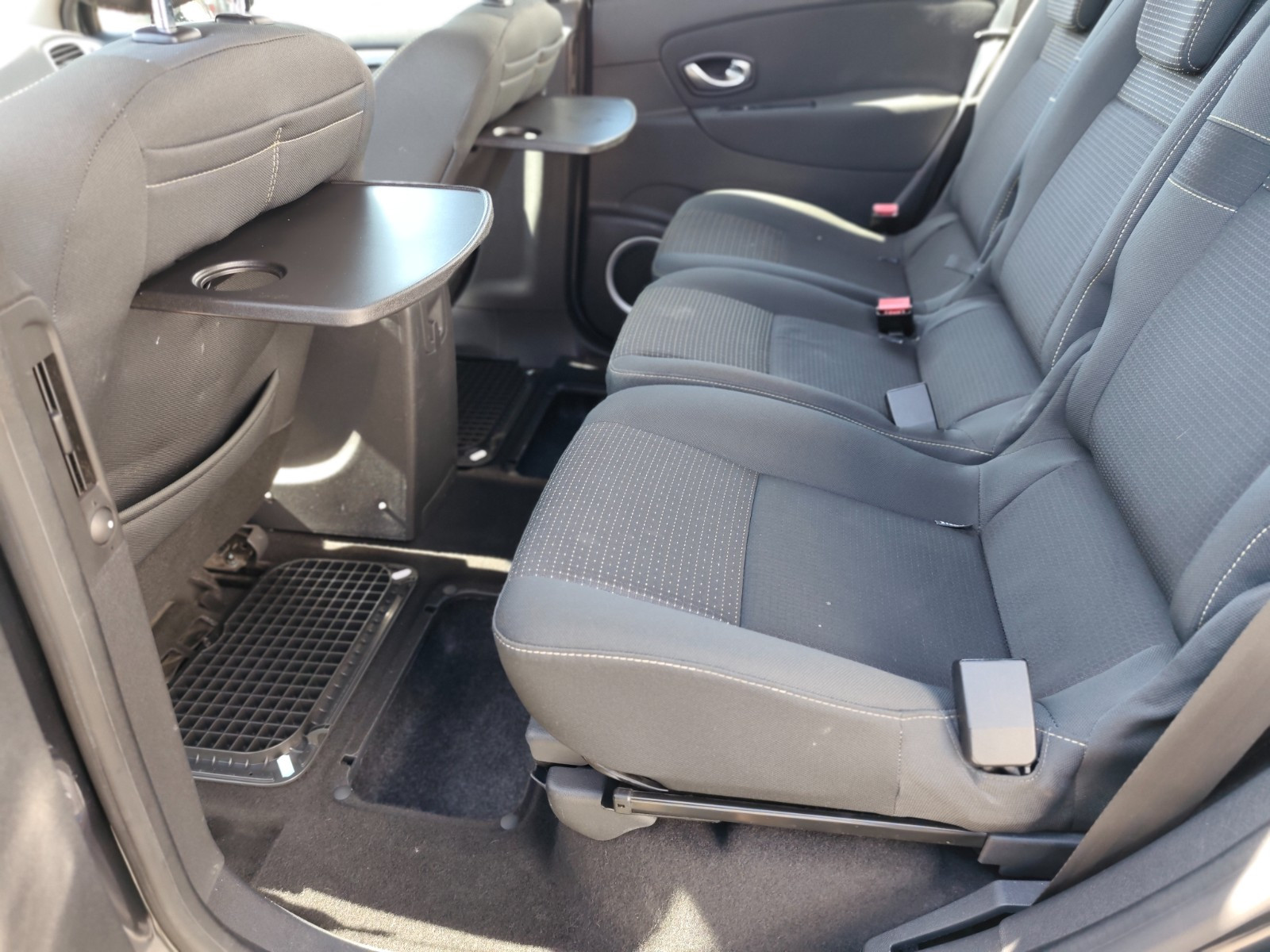 Renault SCENIC III DCI 110 FAP ECO2 DYNAMIQUE EURO 5 EDC - vue 1