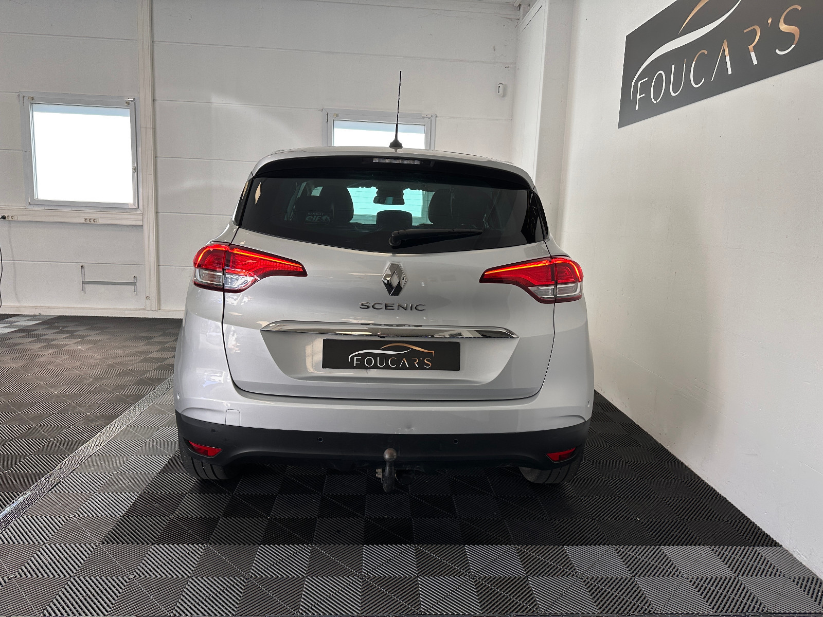 Renault SCÉNIC IV - vue 1