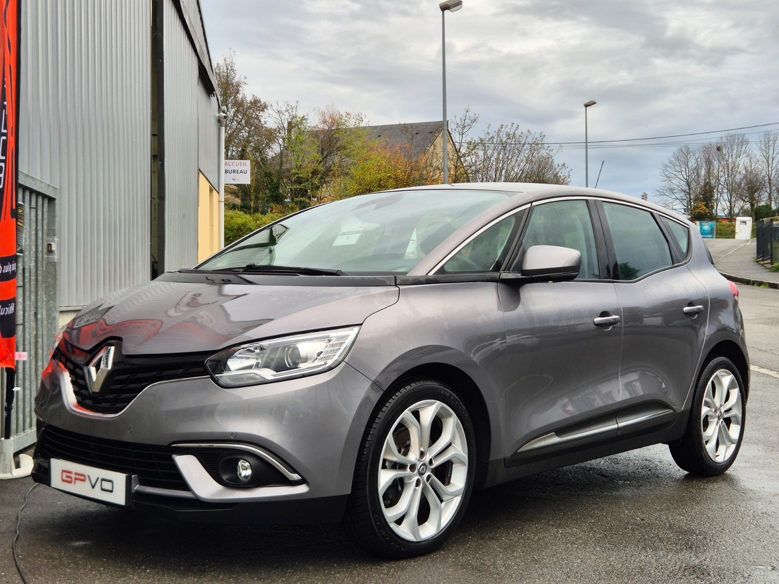 Renault SCÉNIC IV - vue 1