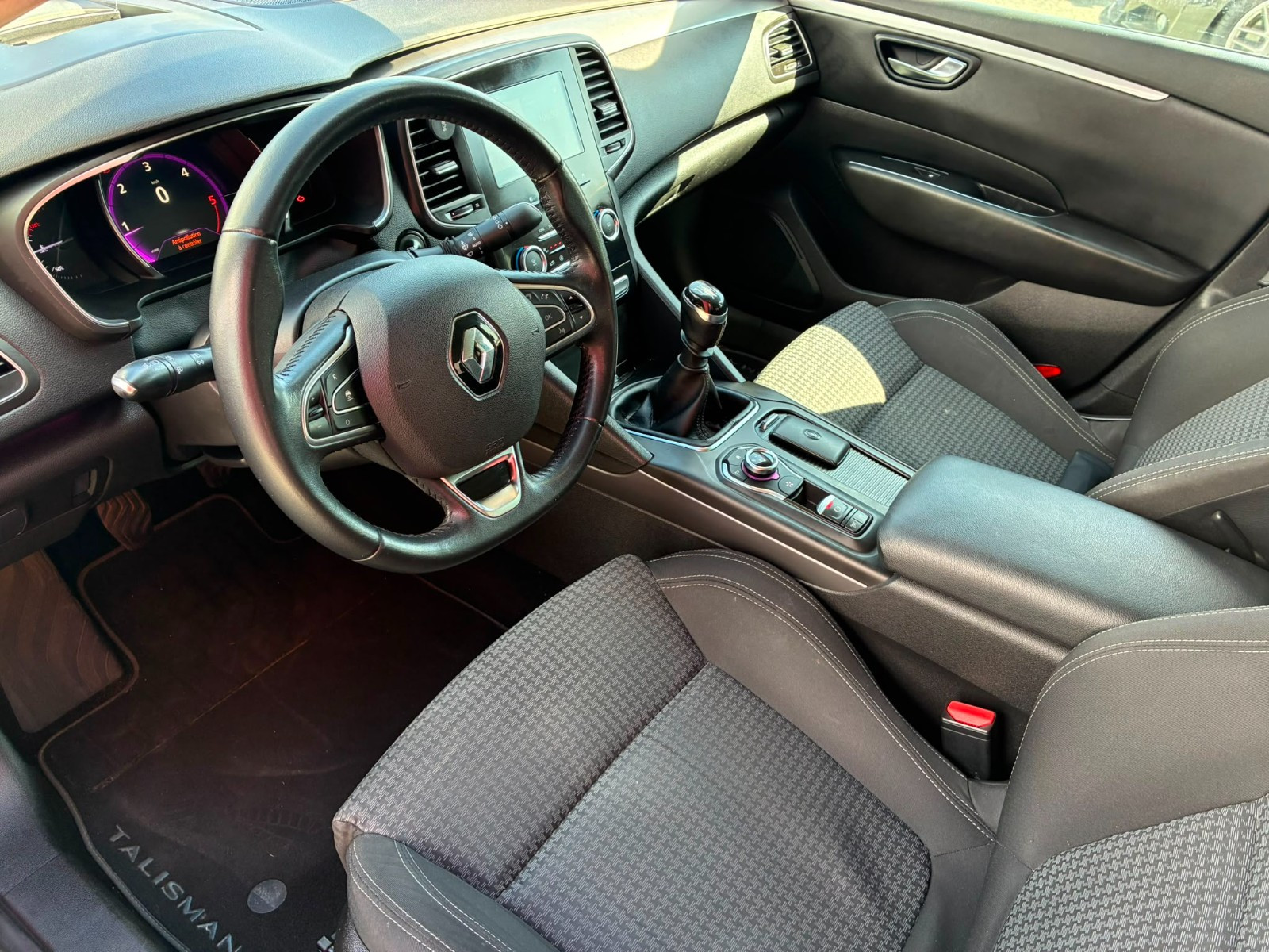 Renault Talisman BUISNESS 1.5 DCI 110CV – GARANTIE 12 MOIS — photo 19
