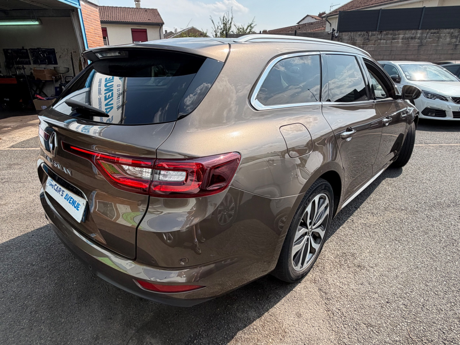 Renault TALISMAN ESTATE - vue 1