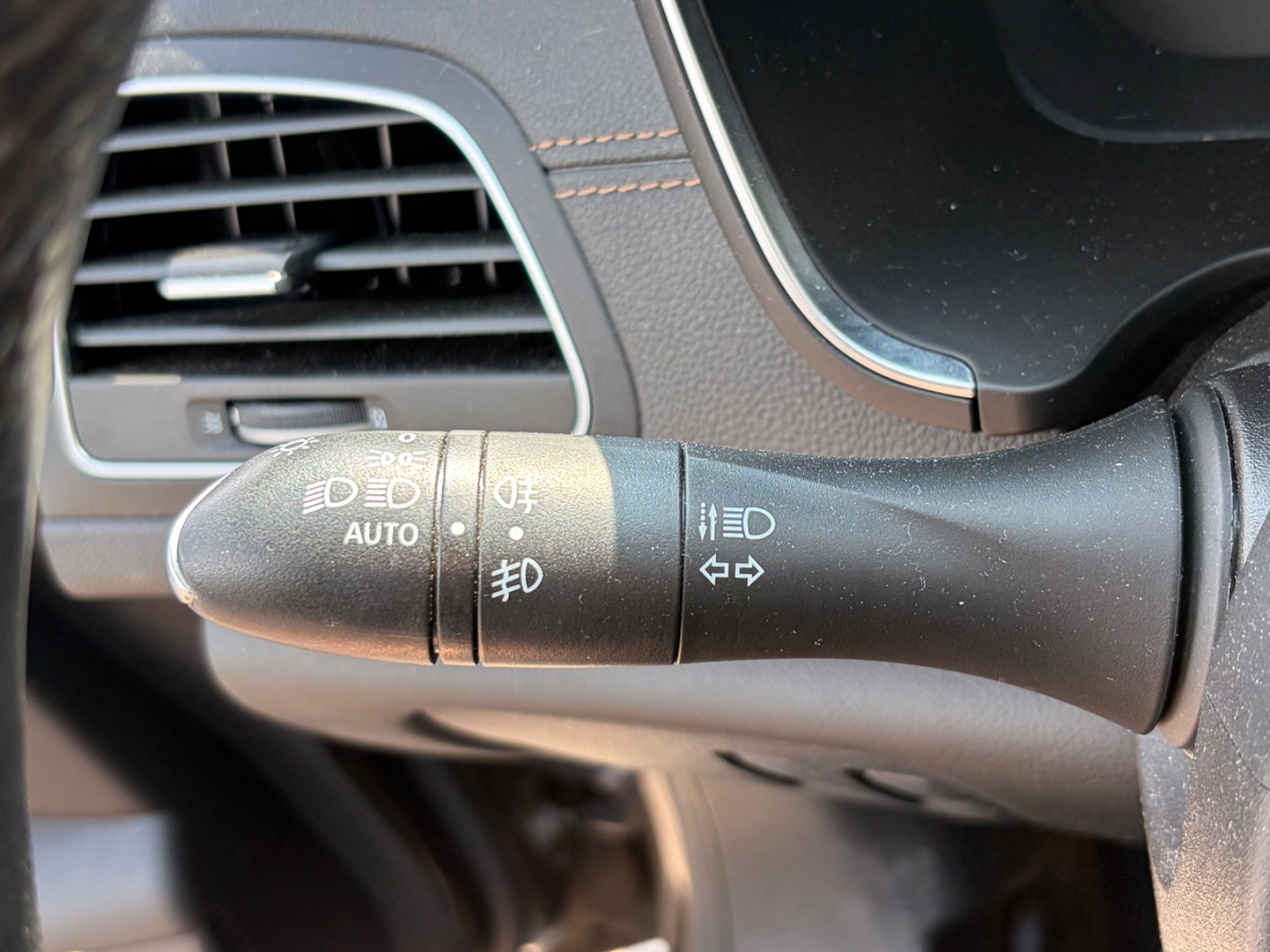 Renault TALISMAN ESTATE - vue 1