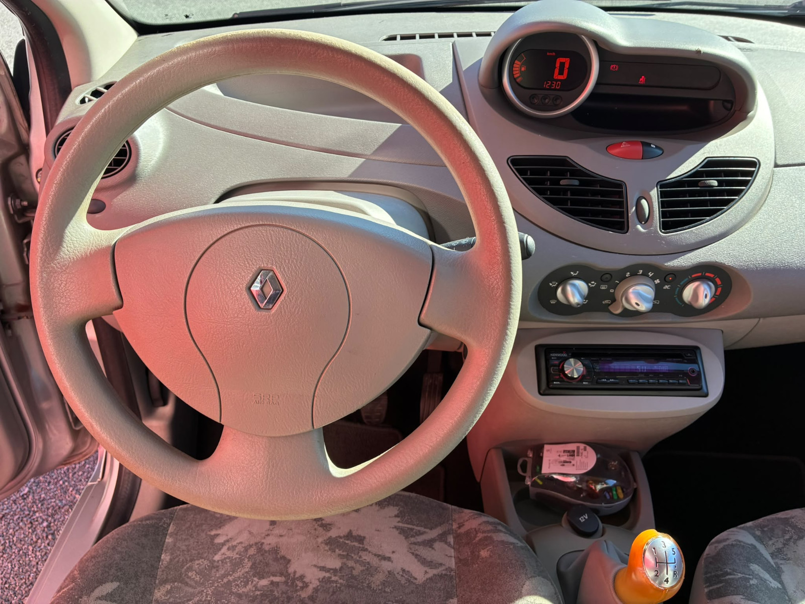 Renault Twingo 1.5 dCi 65ch Authentique – GARANTIE 12 MOIS — photo 20
