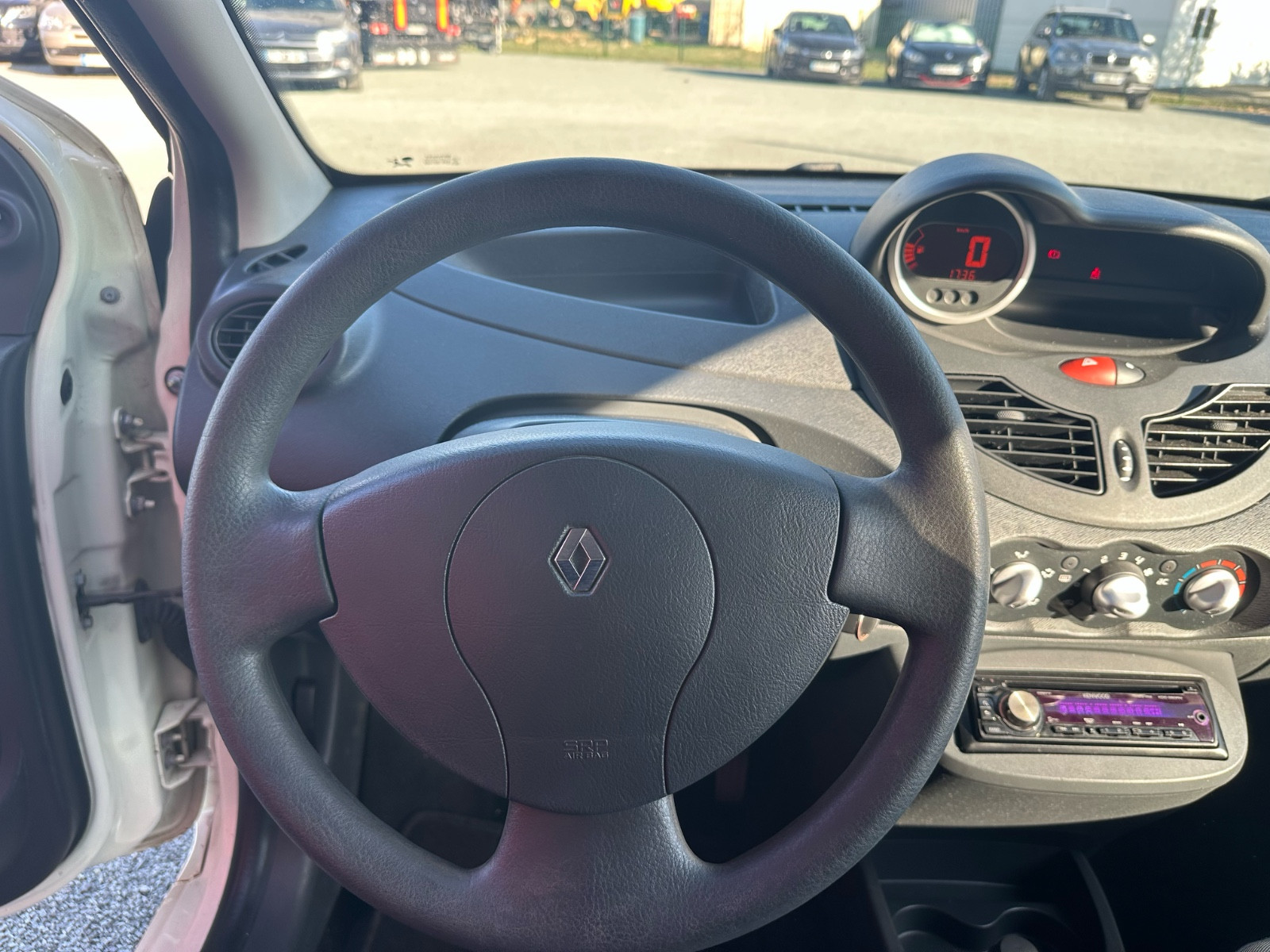 Renault TWINGO I 1.2 75 CH -GARANTIE 12 MOIS — photo 16