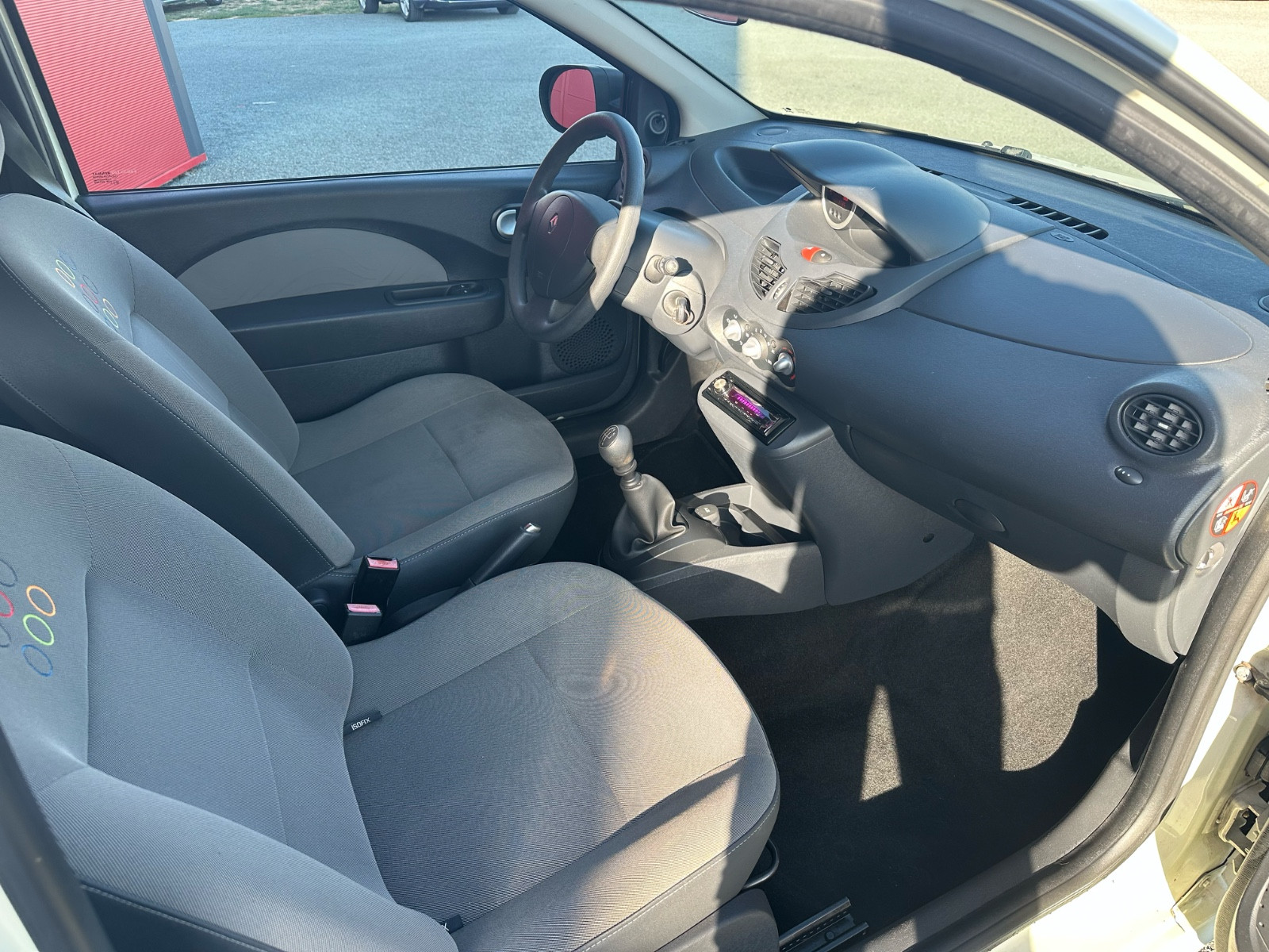 Renault TWINGO I 1.2 75 CH -GARANTIE 12 MOIS — photo 11