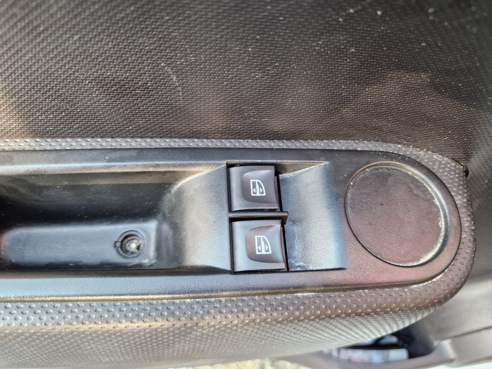 Renault TWINGO III PH 2 1.0 65CV – GARANTIE 12 MOIS — photo 22