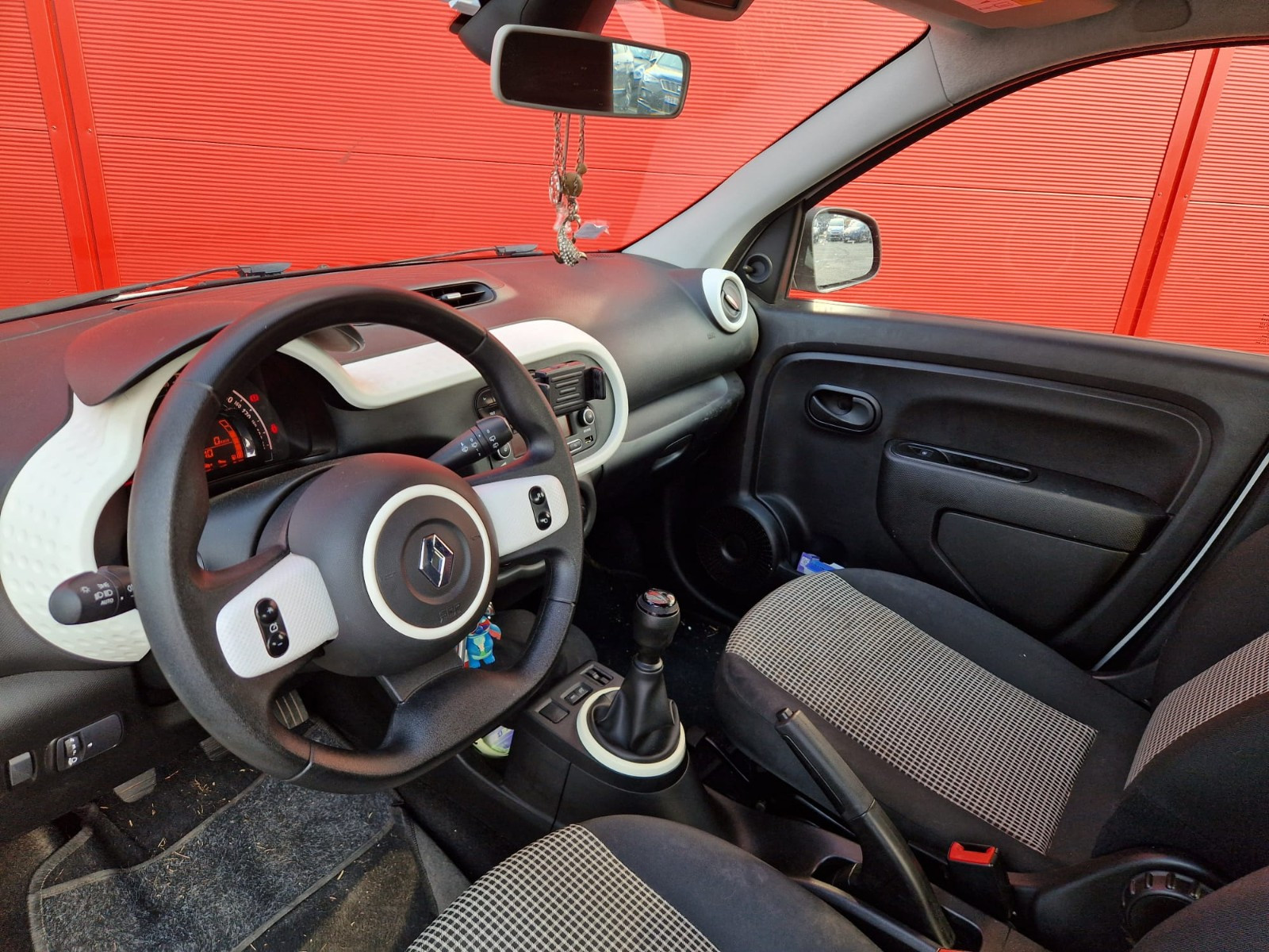 Renault TWINGO III PH 2 1.0 65CV – GARANTIE 12 MOIS — photo 12